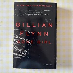 Gone Girl Paperback Book